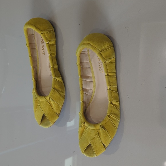 Nine West Yellow Suede Flats - Picture 4 of 11
